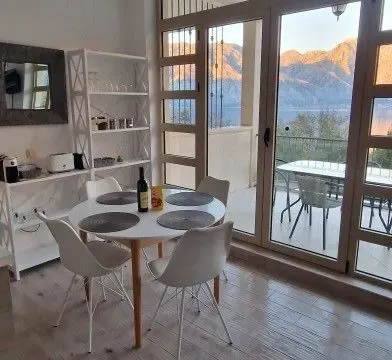 Prodaja, stan, 83m², Kotor, Crna Gora - image 6