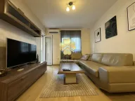 Izdavanje, jednosoban stan, 50m², City Kvart, Podgorica - image 1