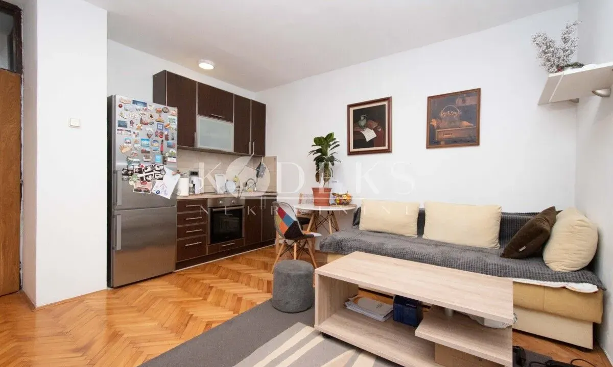 Rent, studio apartment, 27m², Malo Brdo, Podgorica