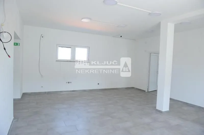Rent, office space, 200m², Boleč, Grocka