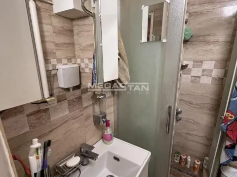 Sale, two bedroom apartment, 43m², Stari Merkator, Novi Beograd Sve Podlokacije - image 9