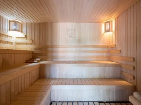 Sale, house, 420m², Škaljari, Kotor - image 6