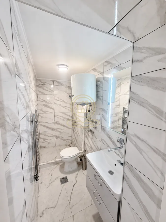Prodaja, jednosoban stan, 33m², Centar, Novi Sad