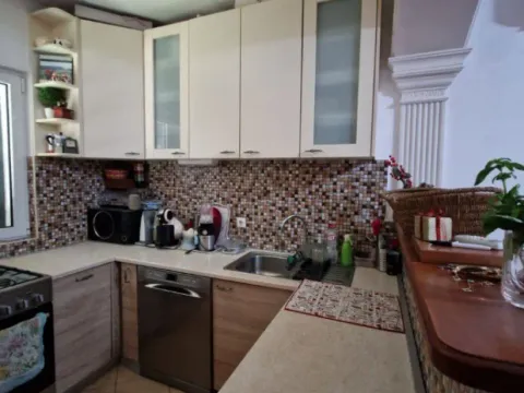 Izdavanje, kuća, 94m², Murtovina, Podgorica - image 10