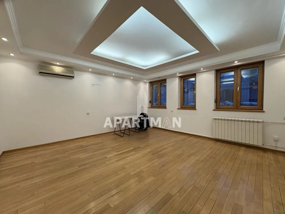 Prodaja, trosoban stan, 90m², Čubura, Beograd