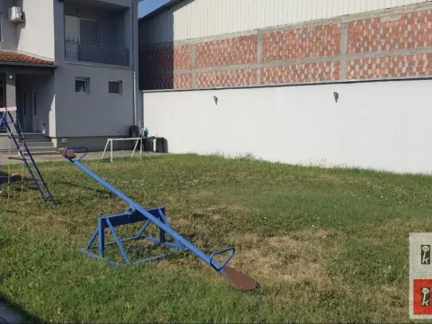 Rent, house, 1000m², Kać, Novi Sad Sve Podlokacije - image 24