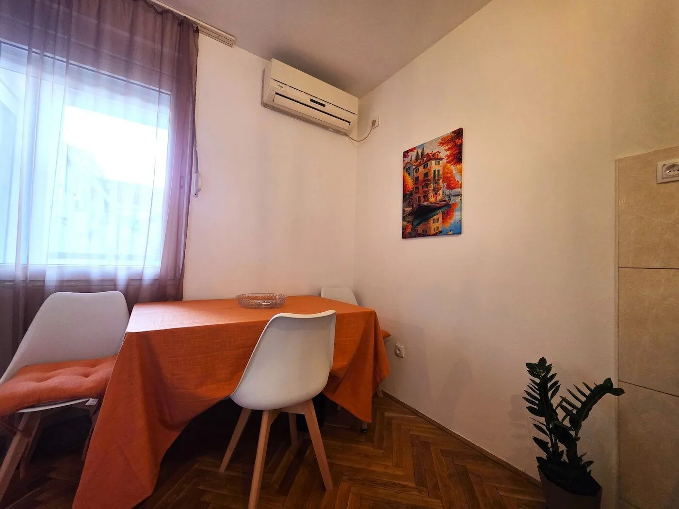 Rent, two bedroom apartment, 75m², Blok 9, Podgorica