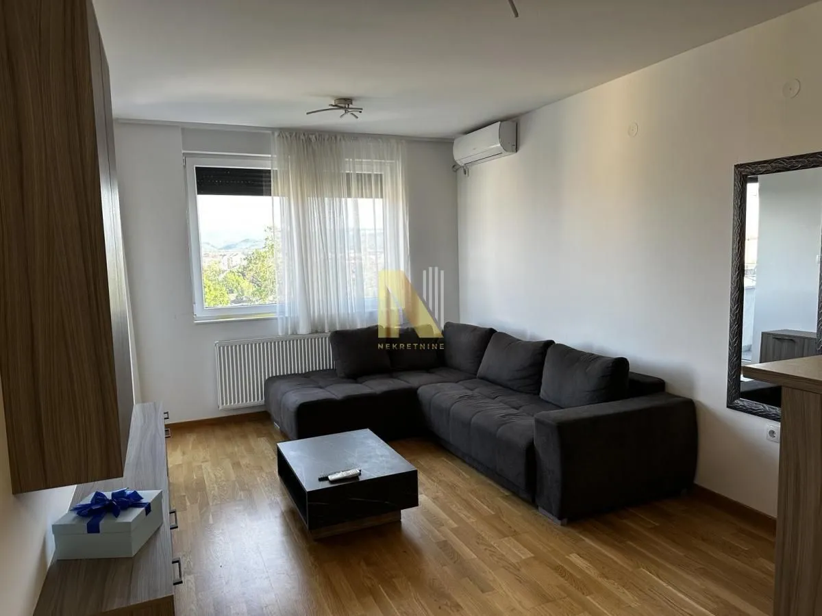 Izdavanje, dvosoban stan, 47m², Novo naselje, Novi Sad