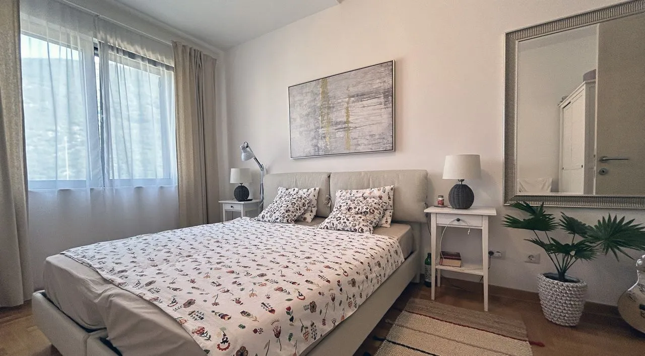 Prodaja, dvosoban stan, 92m², Morinj, Kotor