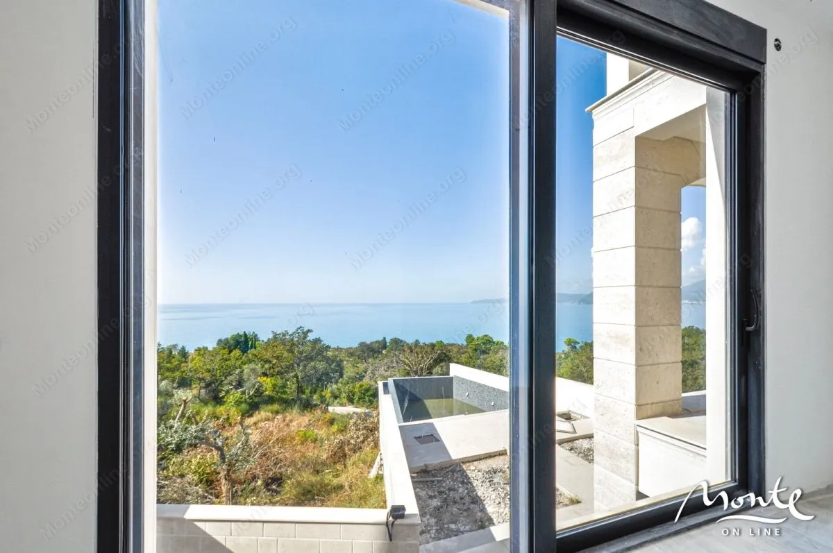 Sale, house, 261m², Reževići, Budva