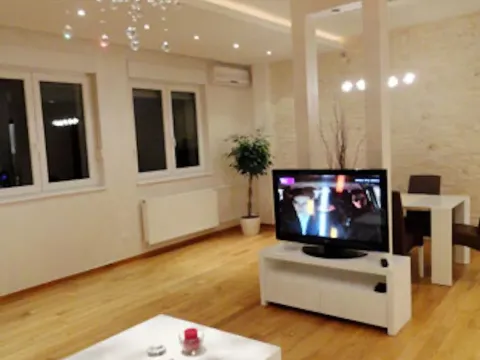 Sale, four bedroom apartment, 107m², Vračar Sve Podlokacije, Beograd - image 6