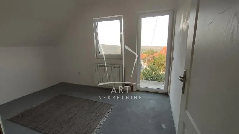 Sale, house, 240m², Voždovac Sve Podlokacije, Beograd