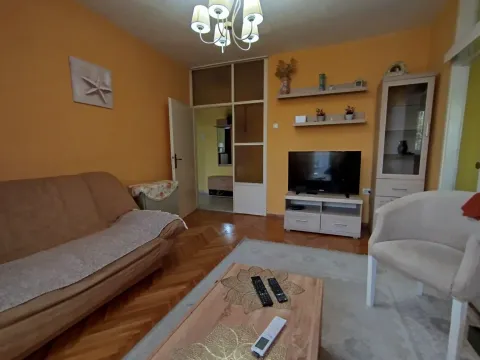 Izdavanje, stan, 48m², Preko Morače, Podgorica - image 2