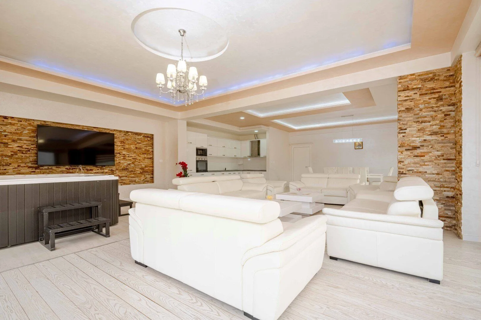 Sale, two bedroom apartment, 210m², Budva, Crna Gora