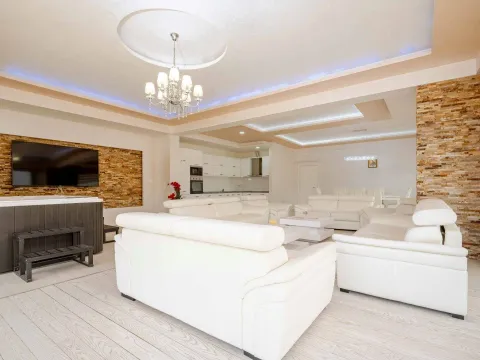 Sale, two bedroom apartment, 210m², Budva, Crna Gora - image 8