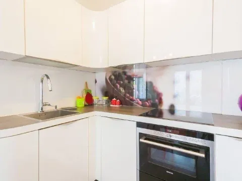 Sale, two bedroom apartment, 53m², Sveti Stefan, Budva - image 4