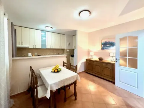 Prodaja, dvosoban stan, 80m², Tivat, Crna Gora - image 6