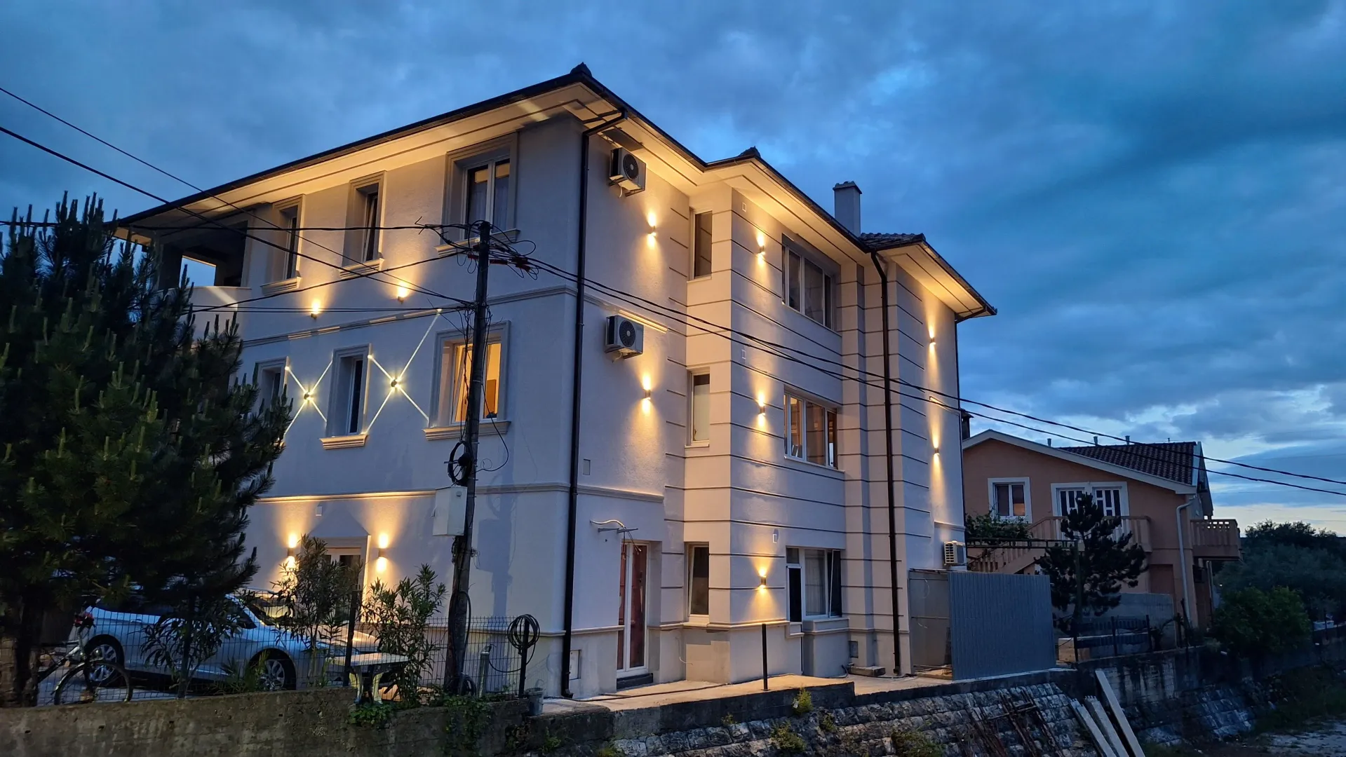 Prodaja, kuća, 400m², Zelenika, Herceg Novi