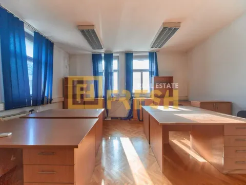 Rent, office space, 345m², Centar, Podgorica - image 2