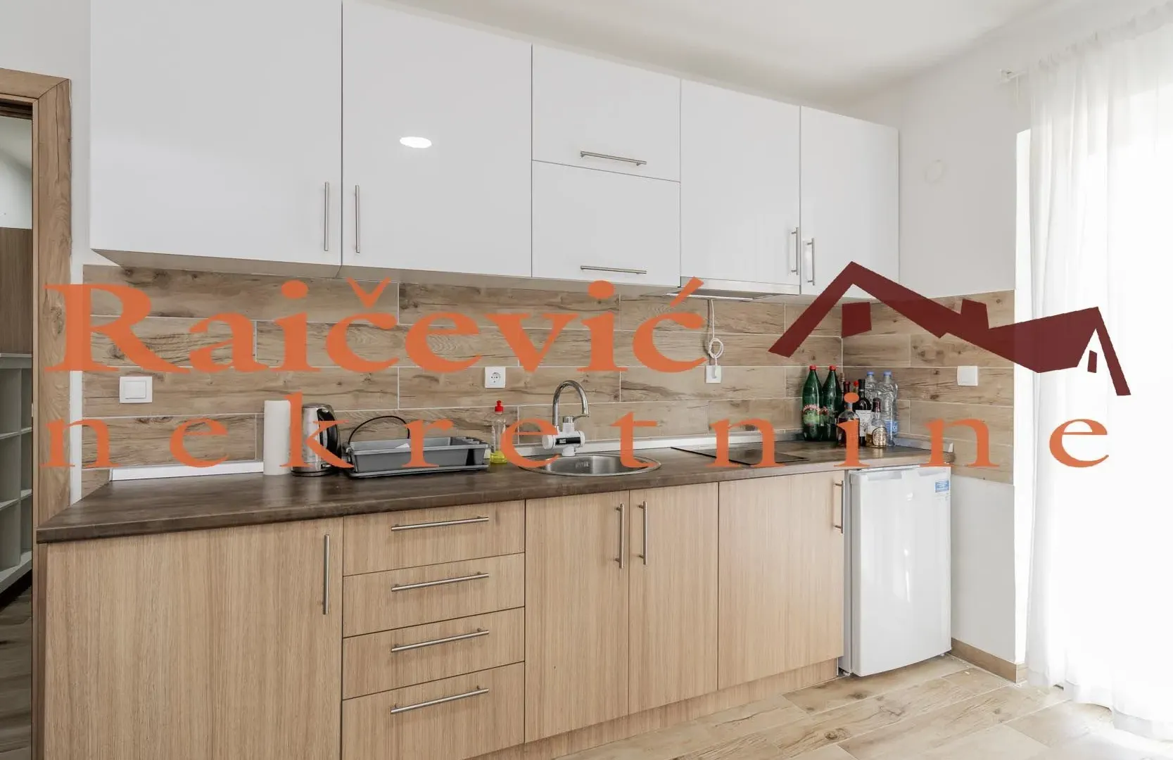 Prodaja, četvorosoban stan, 98m², Kopaonik, Srbija