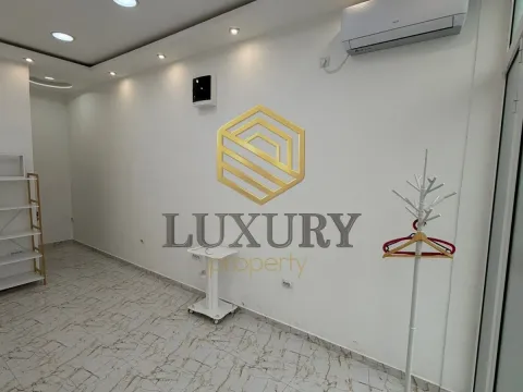 Rent, office space, 18m², 1 maj, Podgorica - image 7