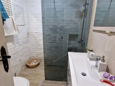 Prodaja, trosoban stan, 106m², Stari Grad, Herceg Novi - image 18