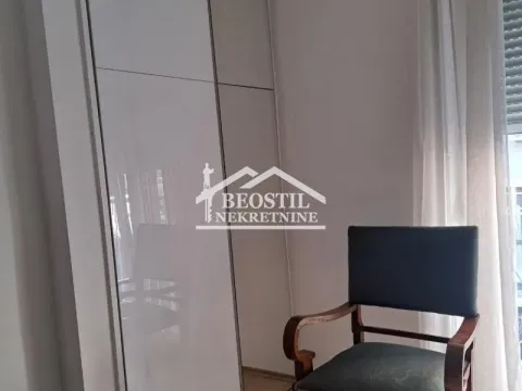 Izdavanje, jednosoban stan, 36m², Vračar Sve Podlokacije, Beograd - image 4