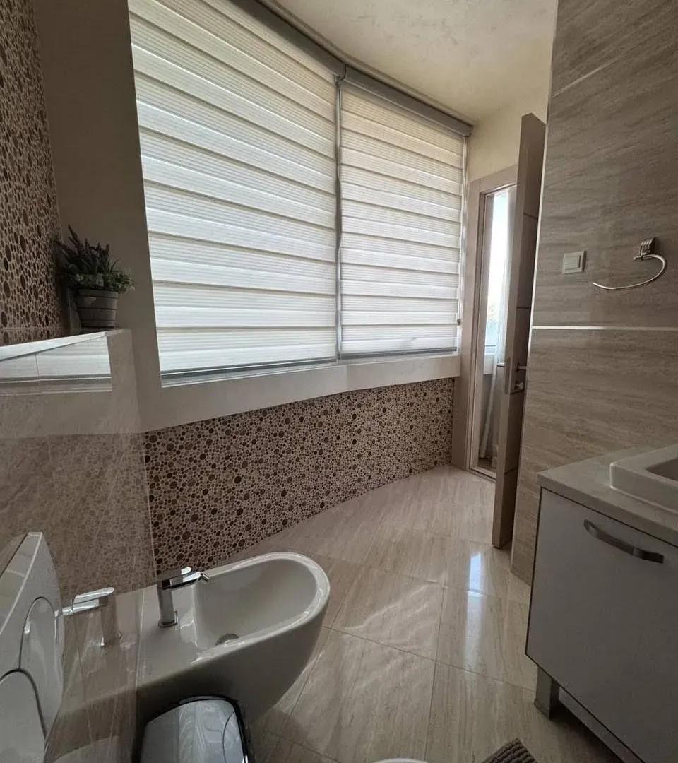 Prodaja, dvosoban stan, 117m², Centar, Budva