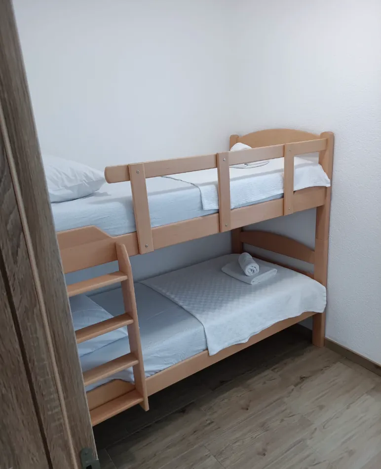 Rent, two bedroom apartment, 52m², Solila, Tivat