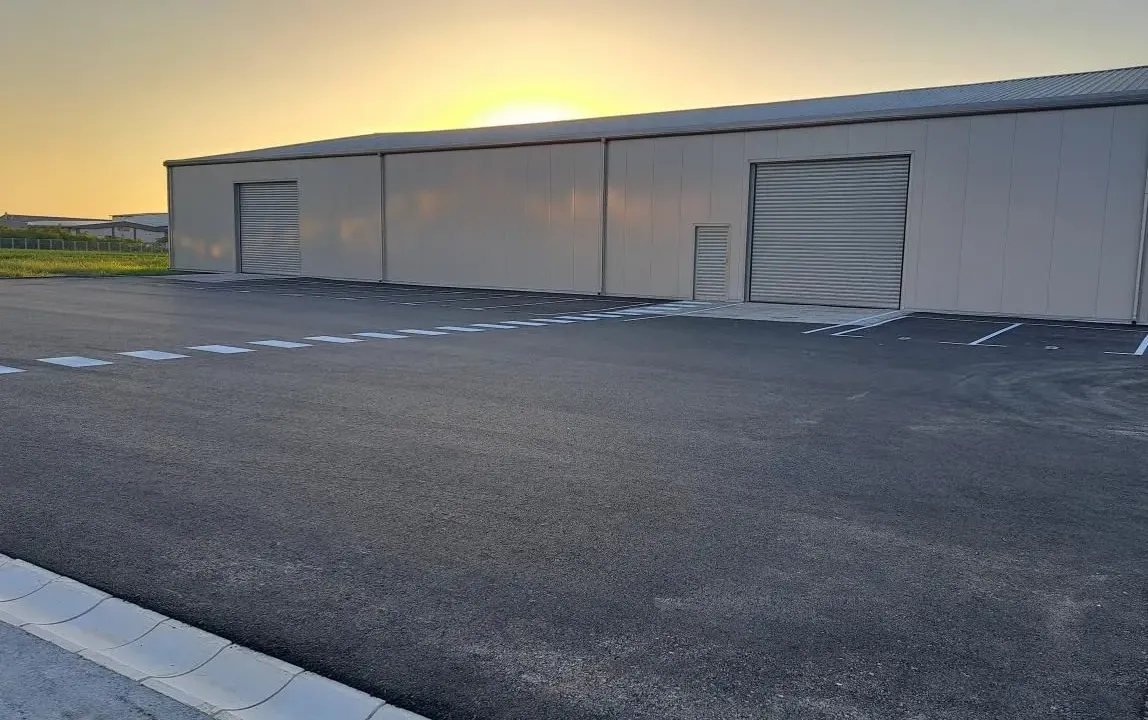 Izdavanje, poslovni prostor, 550m², Galenika, Beograd