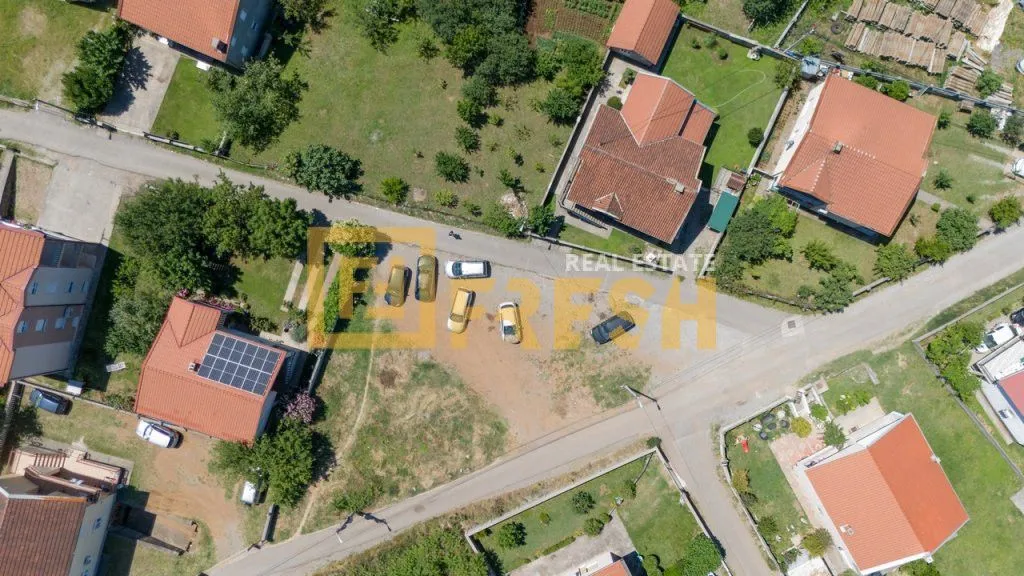 Prodaja, plac, 700m², Zlatica, Podgorica