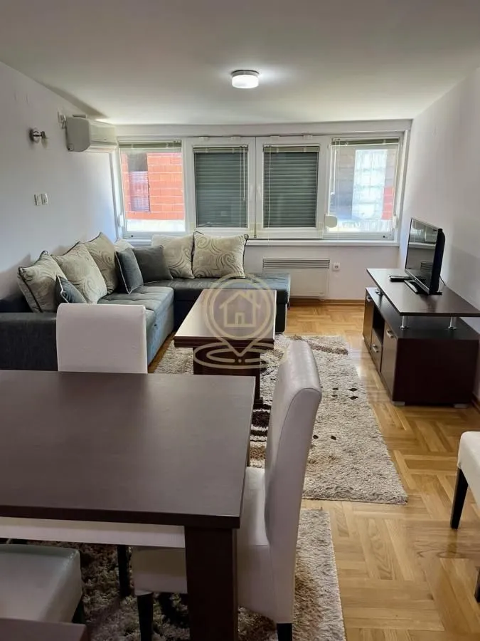 Prodaja, jednosoban stan, 40m², Centar, Vrnjačka Banja