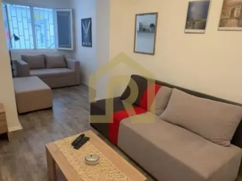 Rent, two bedroom apartment, 40m², Vračar Hram, Vračar Sve Podlokacije