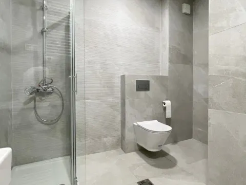 Izdavanje, dvosoban stan, 72m², Central Point, Podgorica - image 14