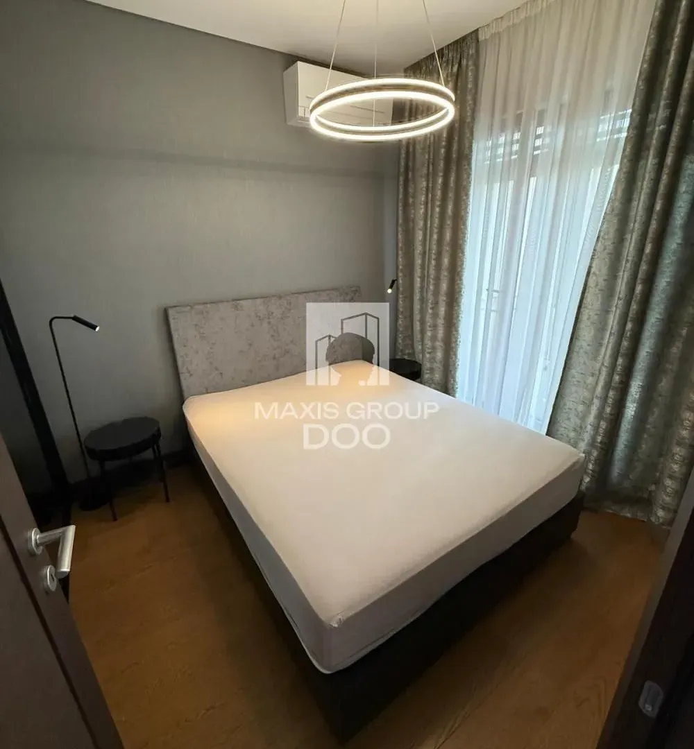 Rent, two bedroom apartment, 50m², Savski Venac, Beograd