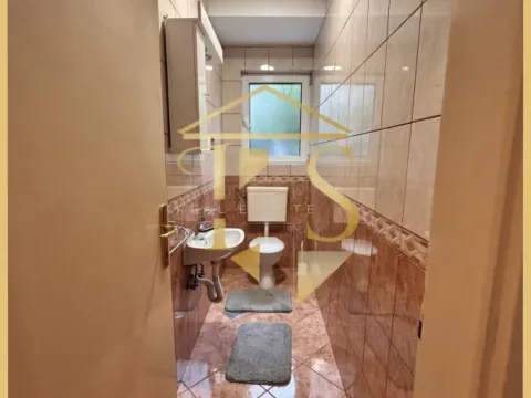 Izdavanje, jednosoban stan, 100m², Kalimanj, Tivat - image 7