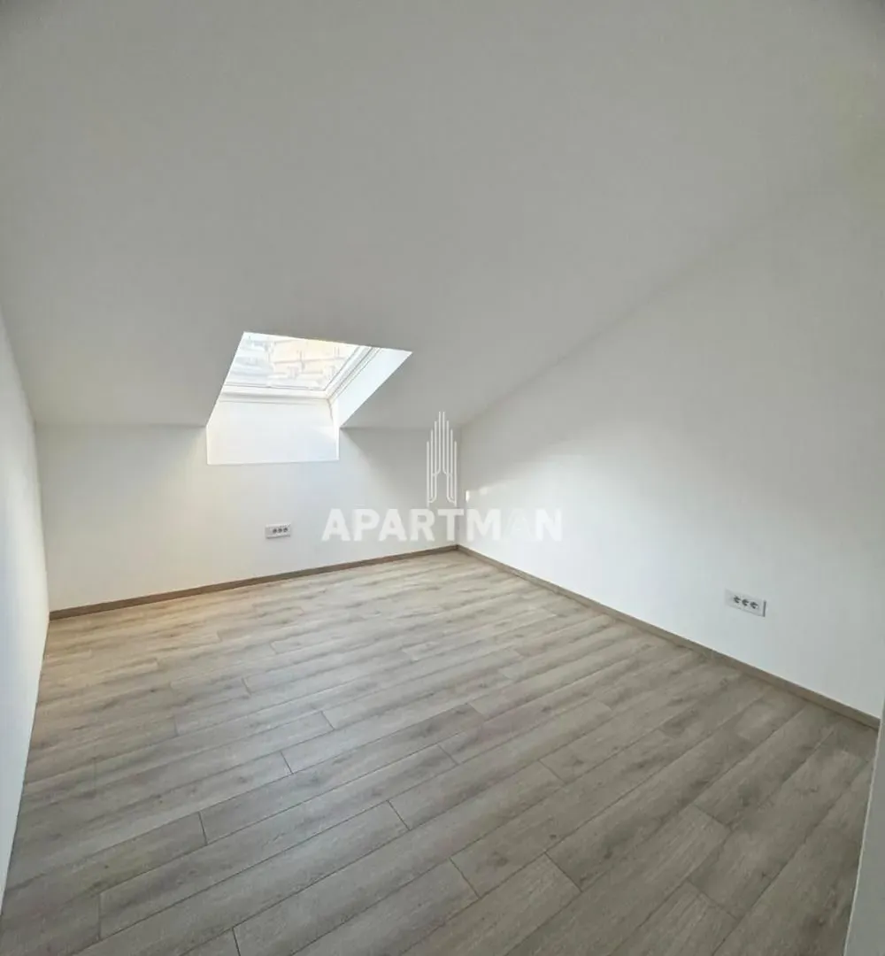 Izdavanje, poslovni prostor, 382m², Stari Grad, Beograd