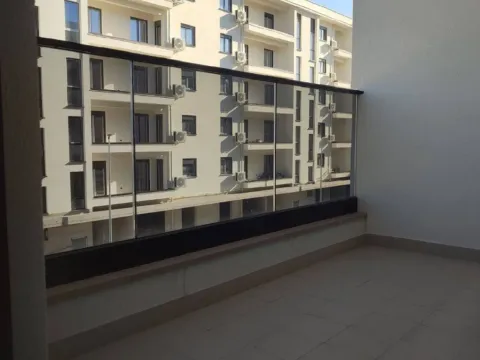 Izdavanje, jednosoban stan, 48m², City Kvart, Podgorica - image 9