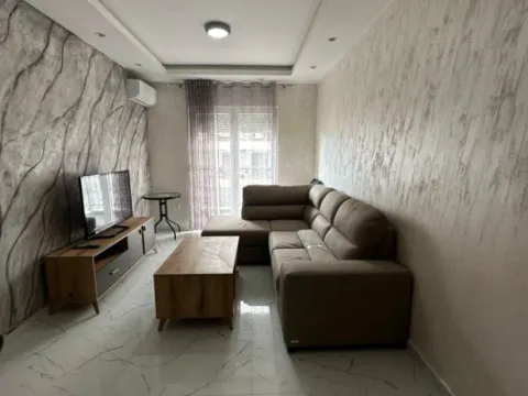 Izdavanje, jednosoban stan, 45m², Lazi, Budva - image 2