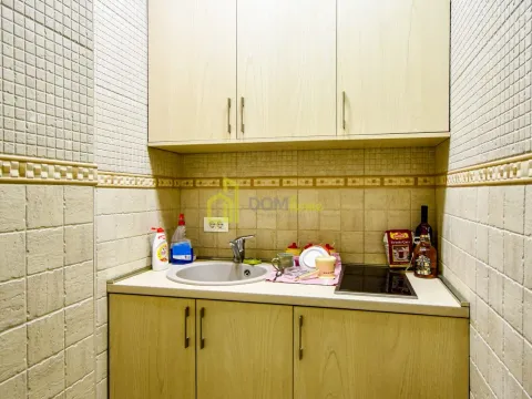 Izdavanje, poslovni prostor, 75m², Centar, Podgorica - image 12