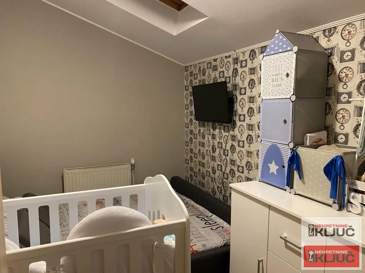 Prodaja, četvorosoban stan, 98m², Bulevar patrijarha Pavla, Novi Sad Sve Podlokacije