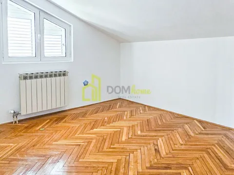 Sale, house, 350m², Momišići, Podgorica - image 3