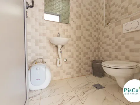 Izdavanje, poslovni prostor, 114m², Nova Dalmatinska, Podgorica - image 4