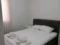 Rent, one bedroom apartment, 42m², Kalimanj, Tivat - image 5