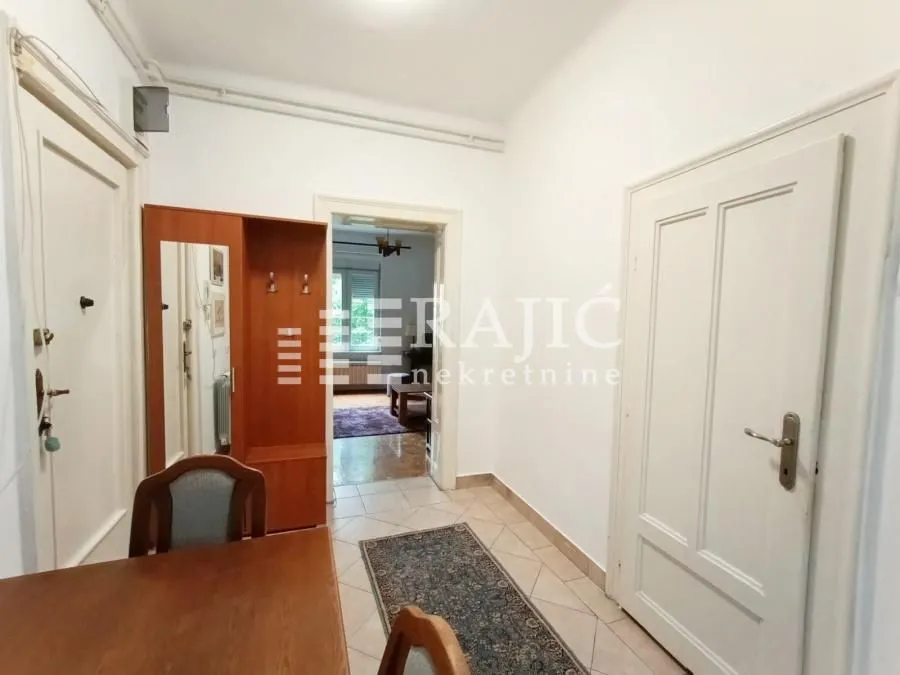 Izdavanje, dvosoban stan, 43m², Vukov Spomenik, Zvezdara Sve Podlokacije