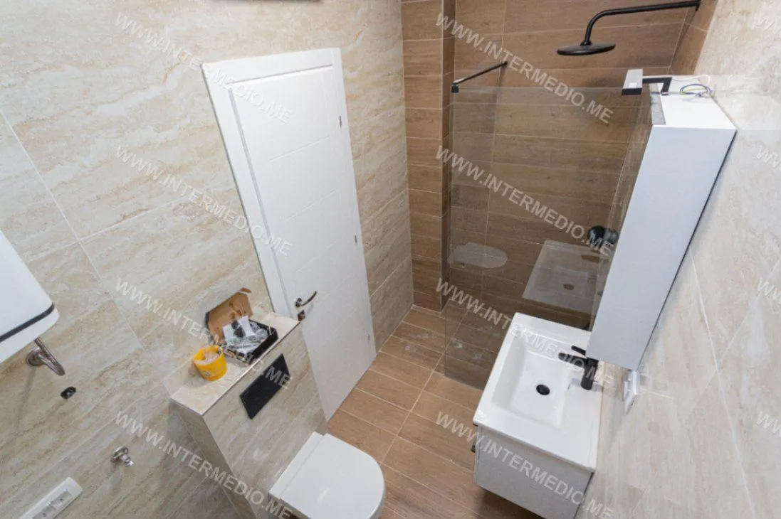 Prodaja, dvosoban stan, 109m², Đenovići, Herceg Novi