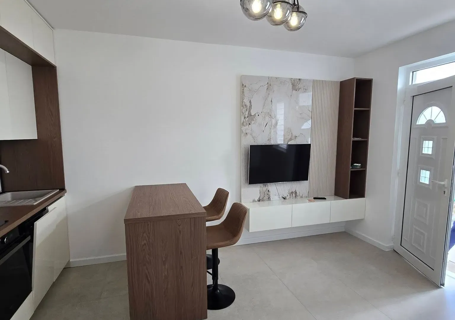 Rent, one bedroom apartment, 46m², Tivat, Crna Gora
