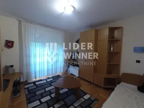Prodaja, stan, 183m², Zemun Gornji Grad, Zemun Sve Podlokacije - image 10
