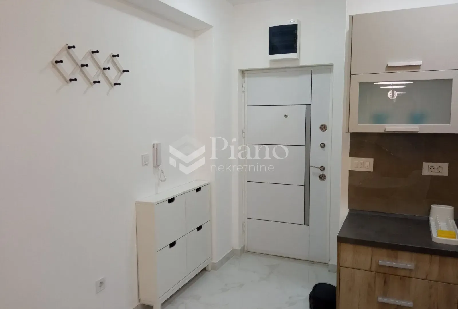 Rent, apartment, 30m², Podgorica, Crna Gora