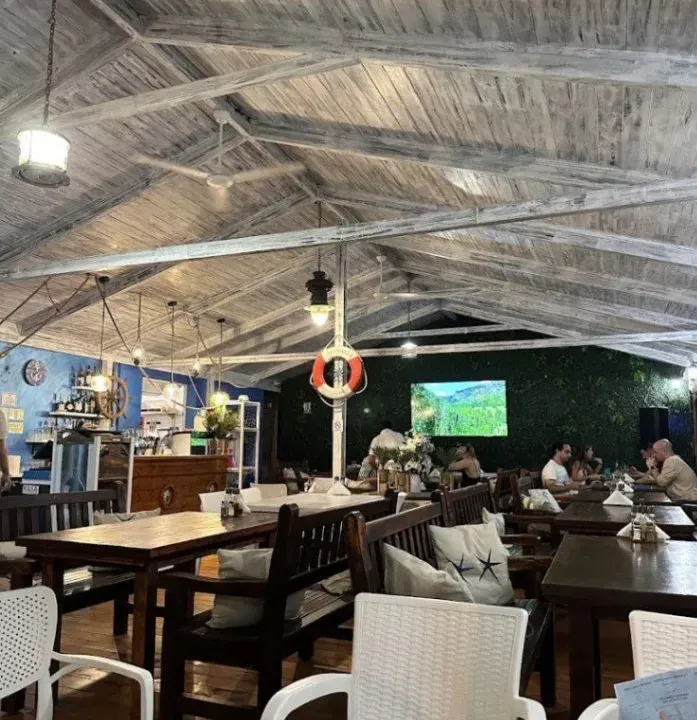 Rent, hospitality venue, 170m², Donji Stoliv, Kotor